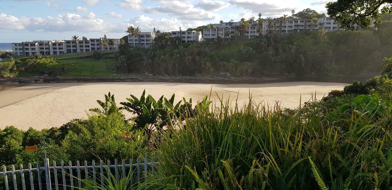 Aride 4 Awesome View Of Uvongo Main Swimming Beach From Communal Braai Area Appartement Margate Buitenkant foto